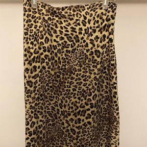 Leopard skirt